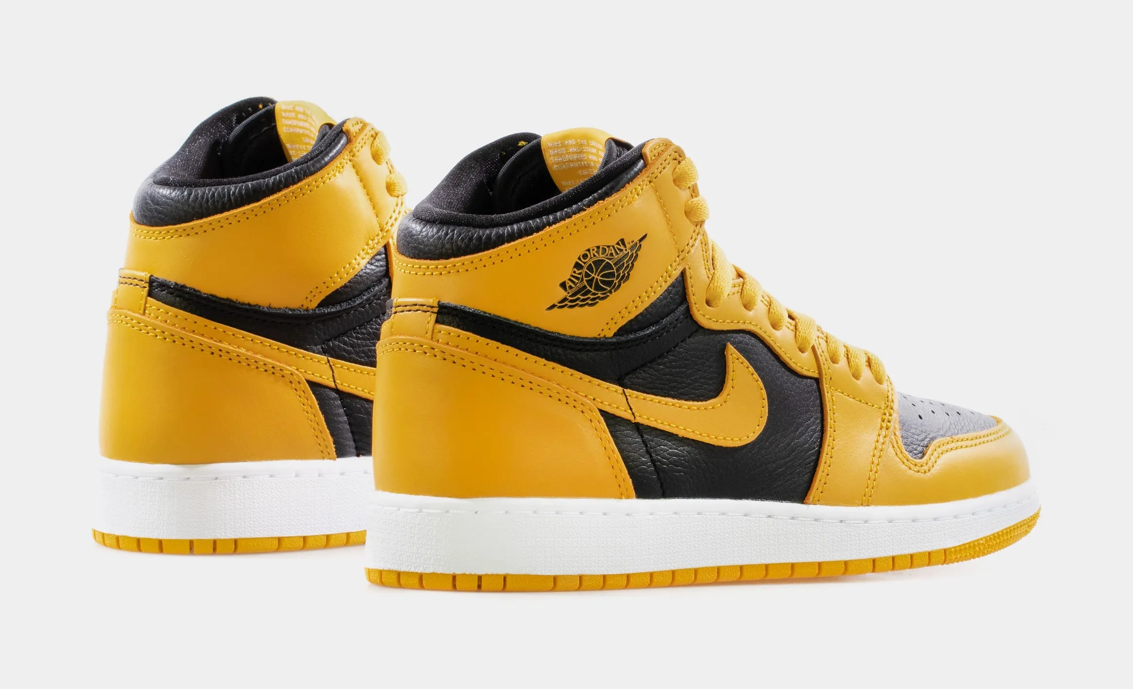 Air Jordan 1 Retro High OG Pollen Grade School Lifestyle Shoe (Pollen/Black/White)