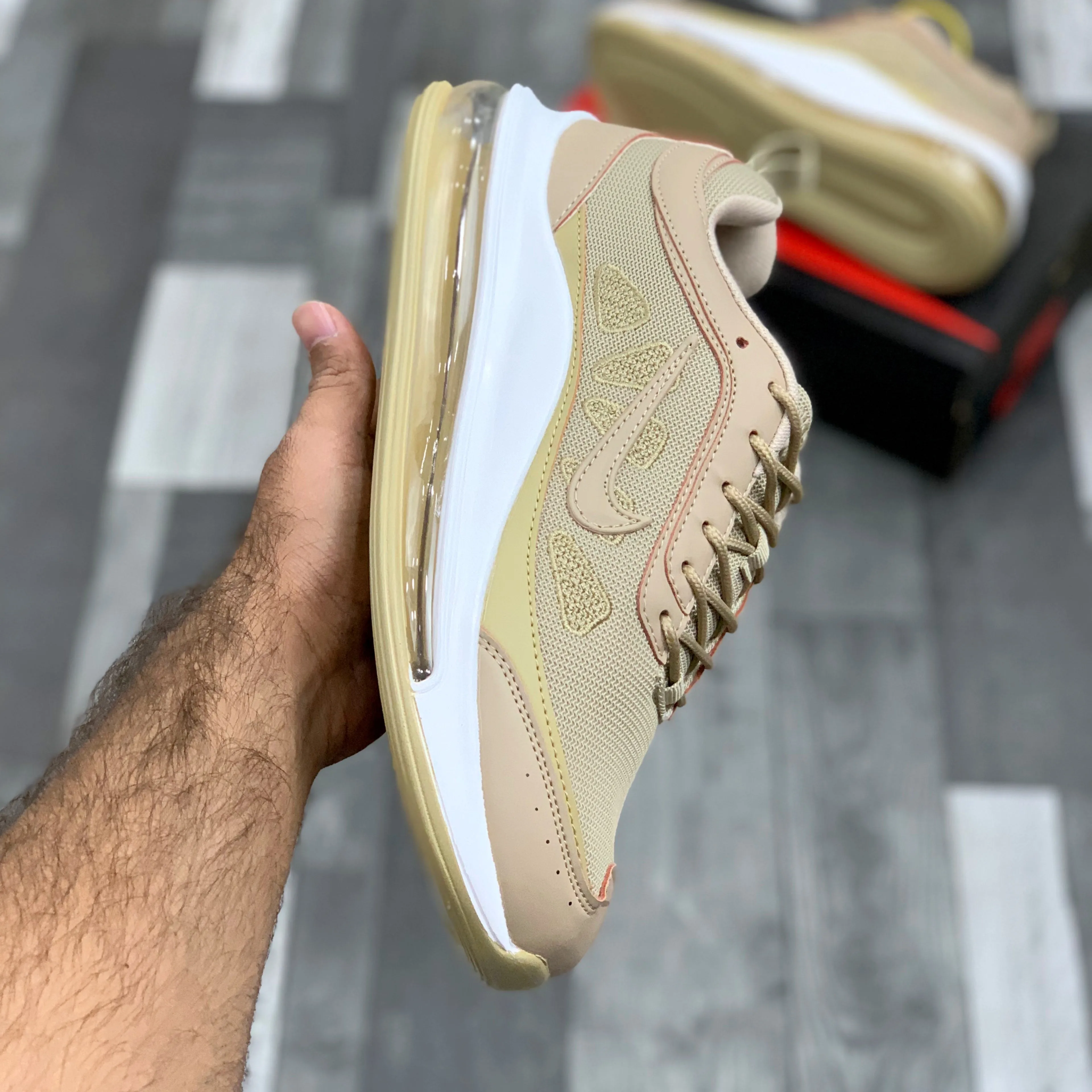 Air Max AP (Taupe)