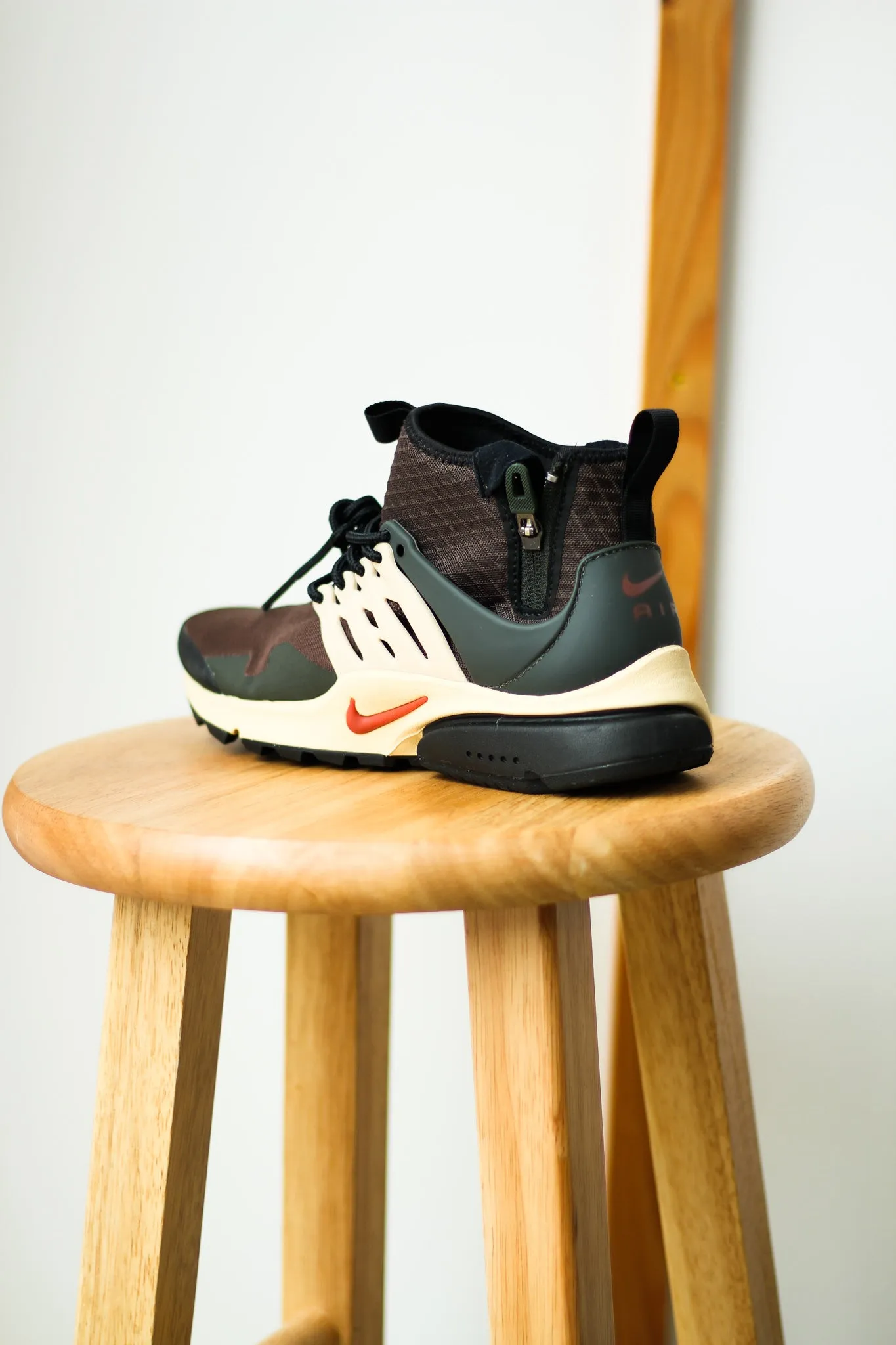 AIR PRESTO MID UTILITY "BAROQUE BROWN"