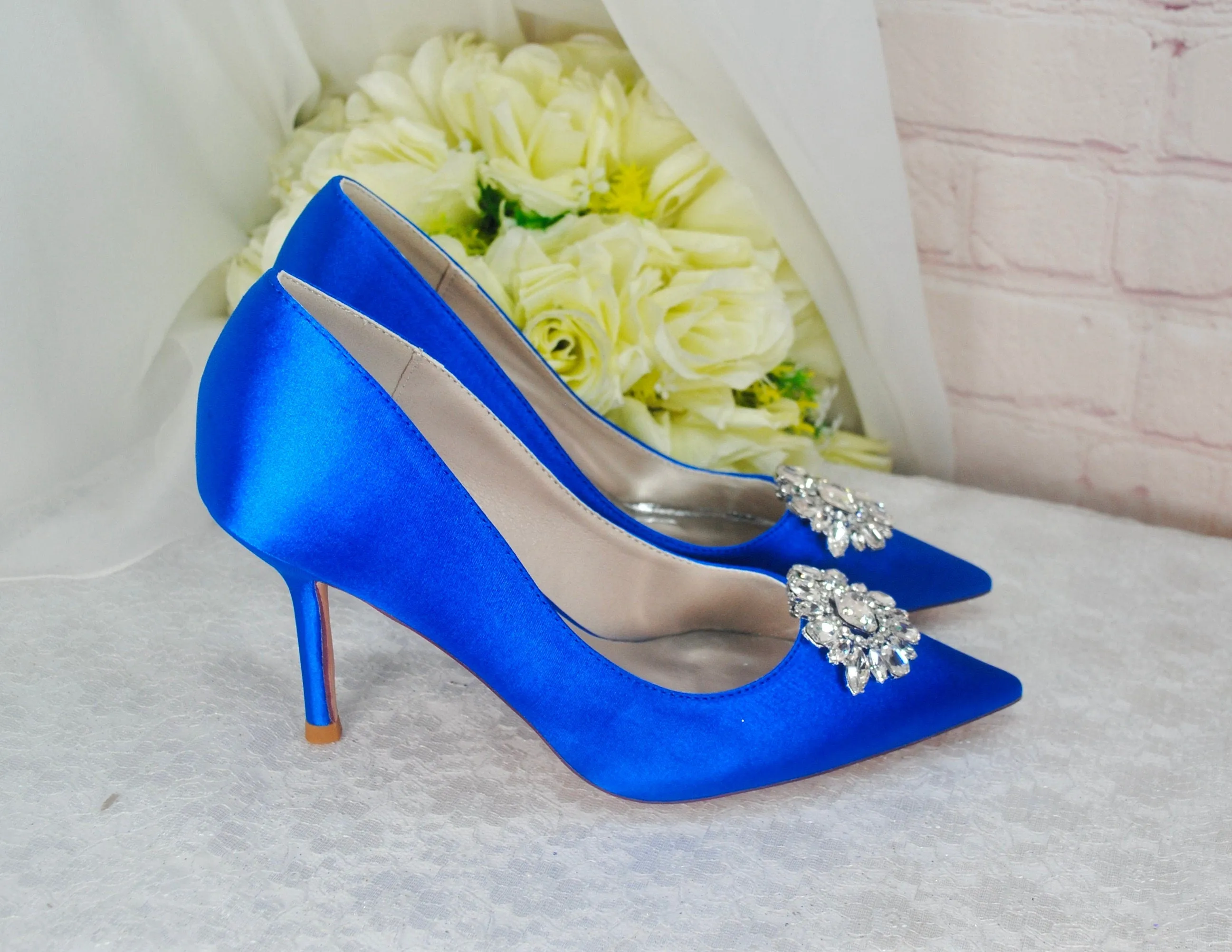Black Evening Shoes Pointed Court Shoe with Crystal Clip