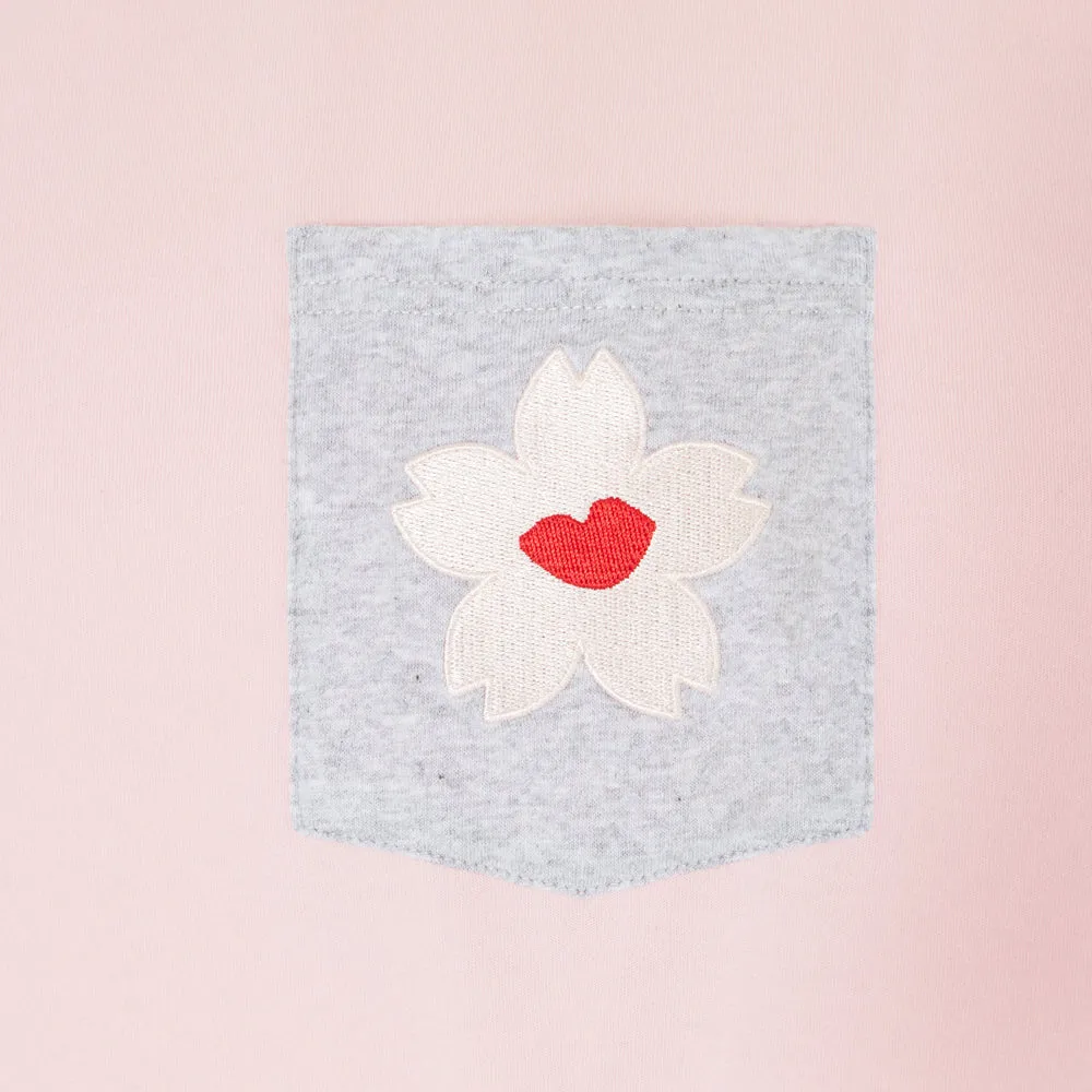 BLUSH BLOSSOM POCKET MACIE T-SHIRT