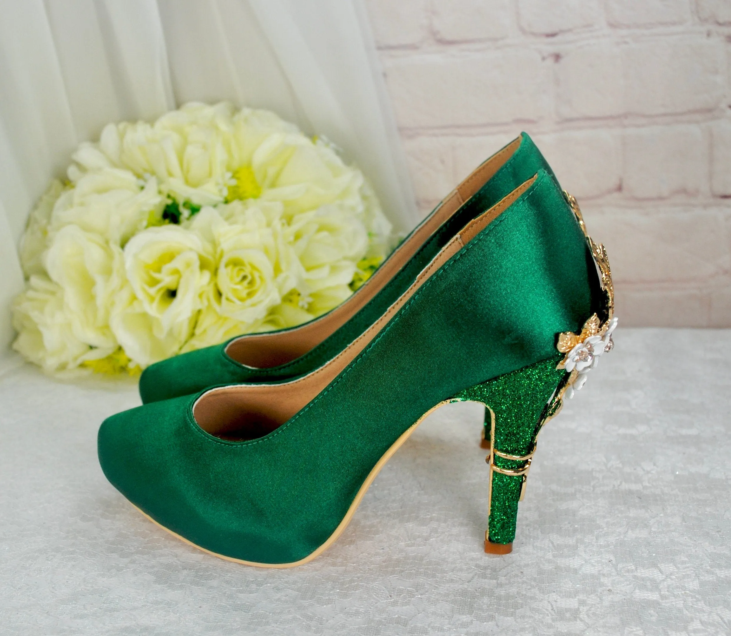 Cherry Blossom -  Emerald Green Round Toe