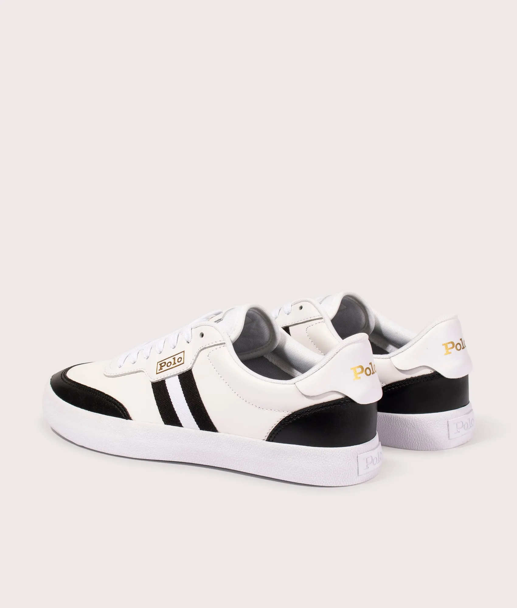 Court VLC Leather Sneaker