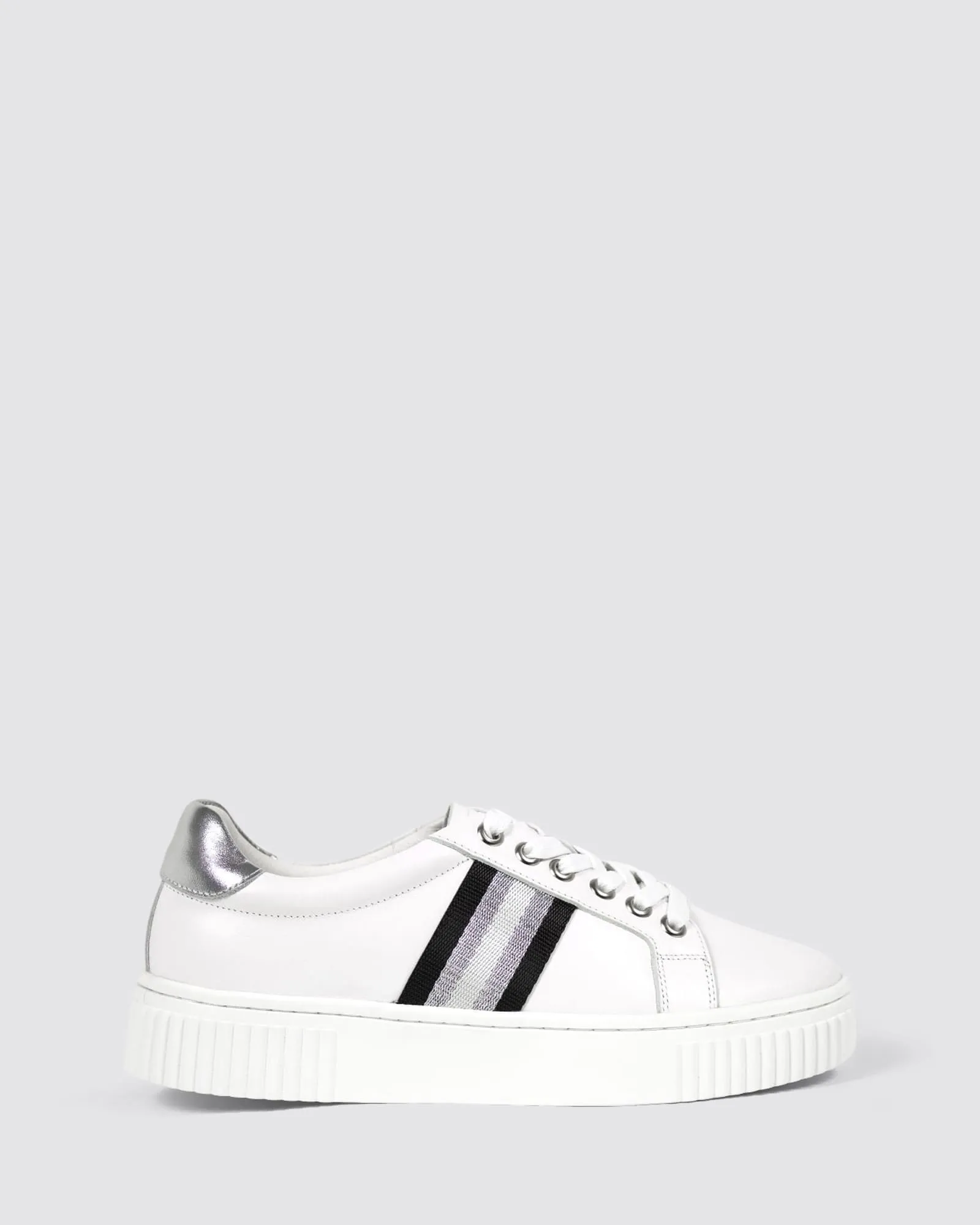 GAGA WHITE/BLACK