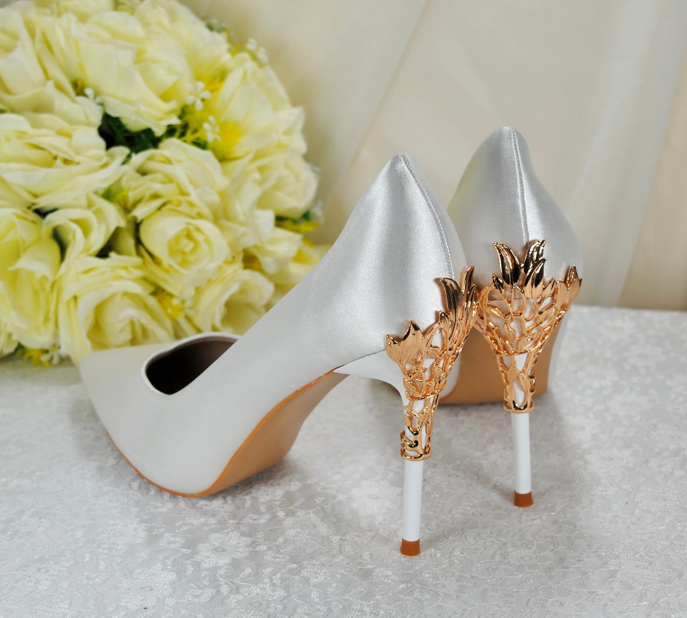 Ivory with Gold Filigree Vine Heels