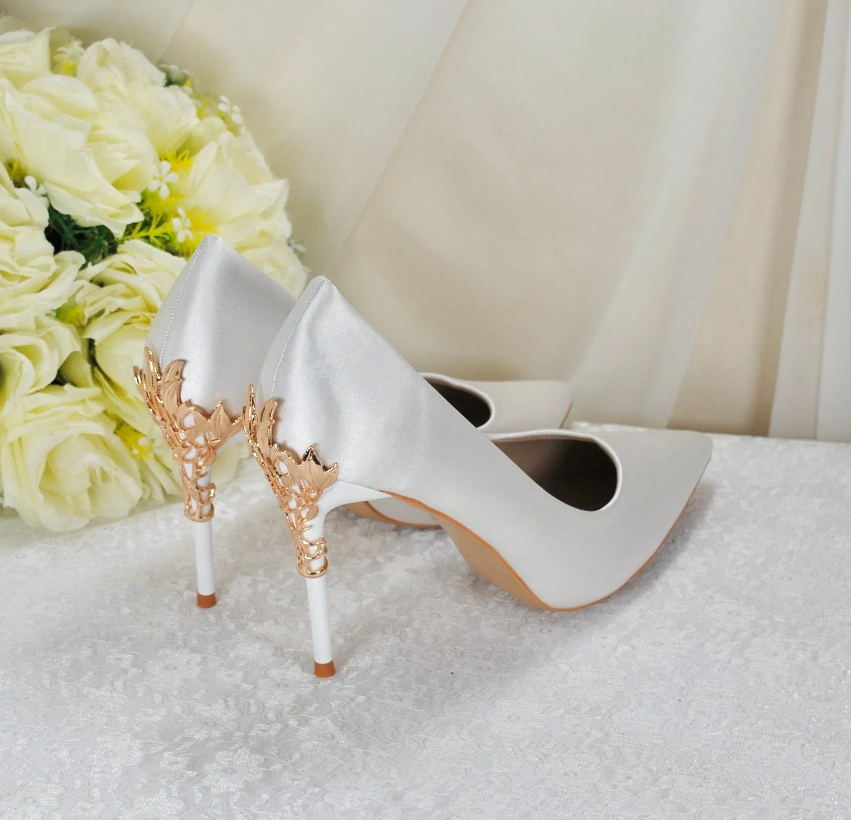 Ivory with Gold Filigree Vine Heels