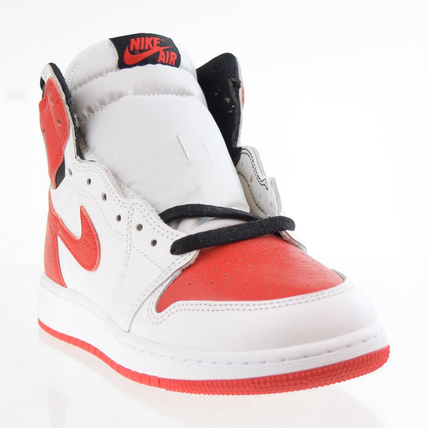 Jordan 1 Retro High (GS) Big Kids Shoes White-University Red