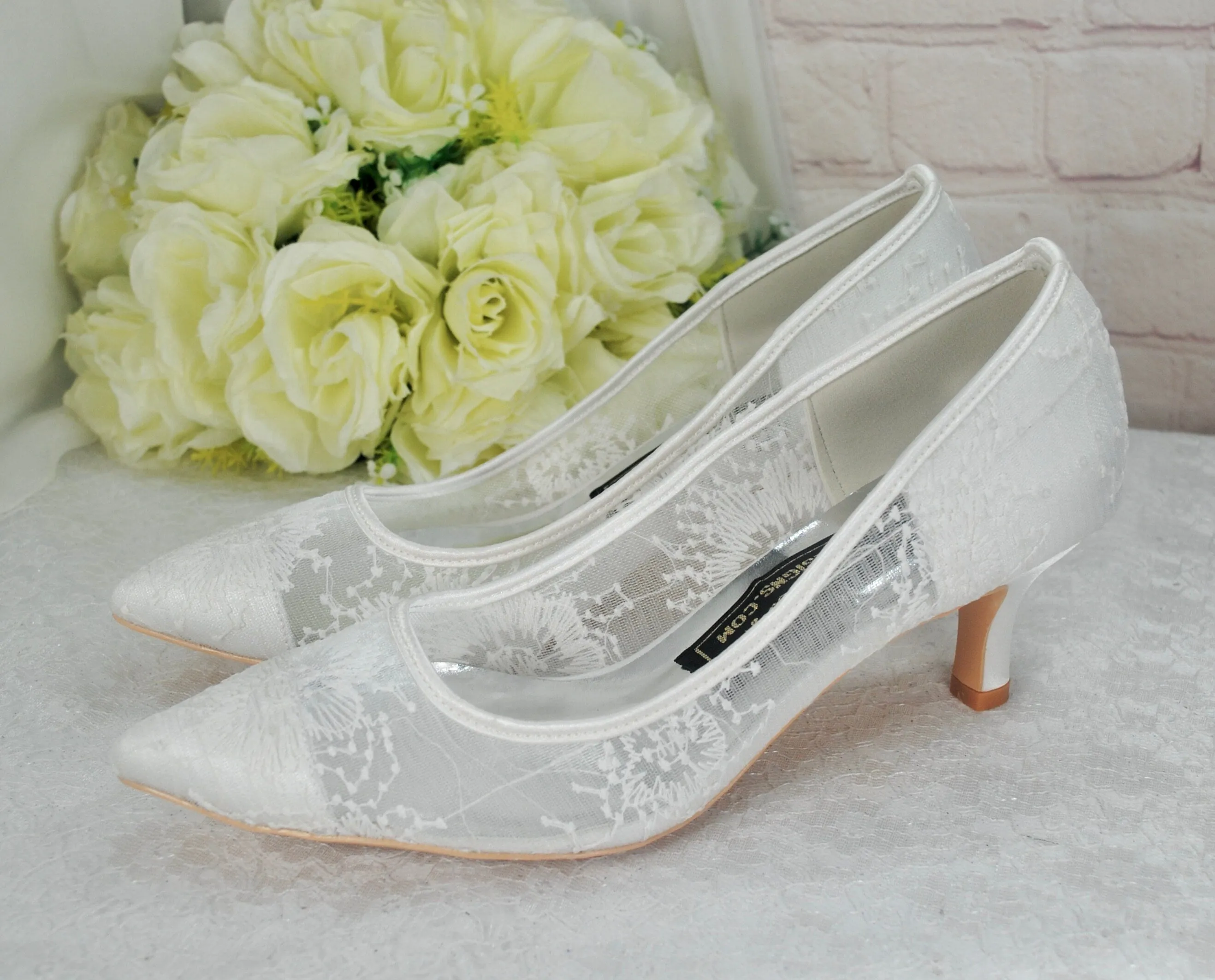 Kitten Heel Lace Bridal Shoes UK5/US7.5
