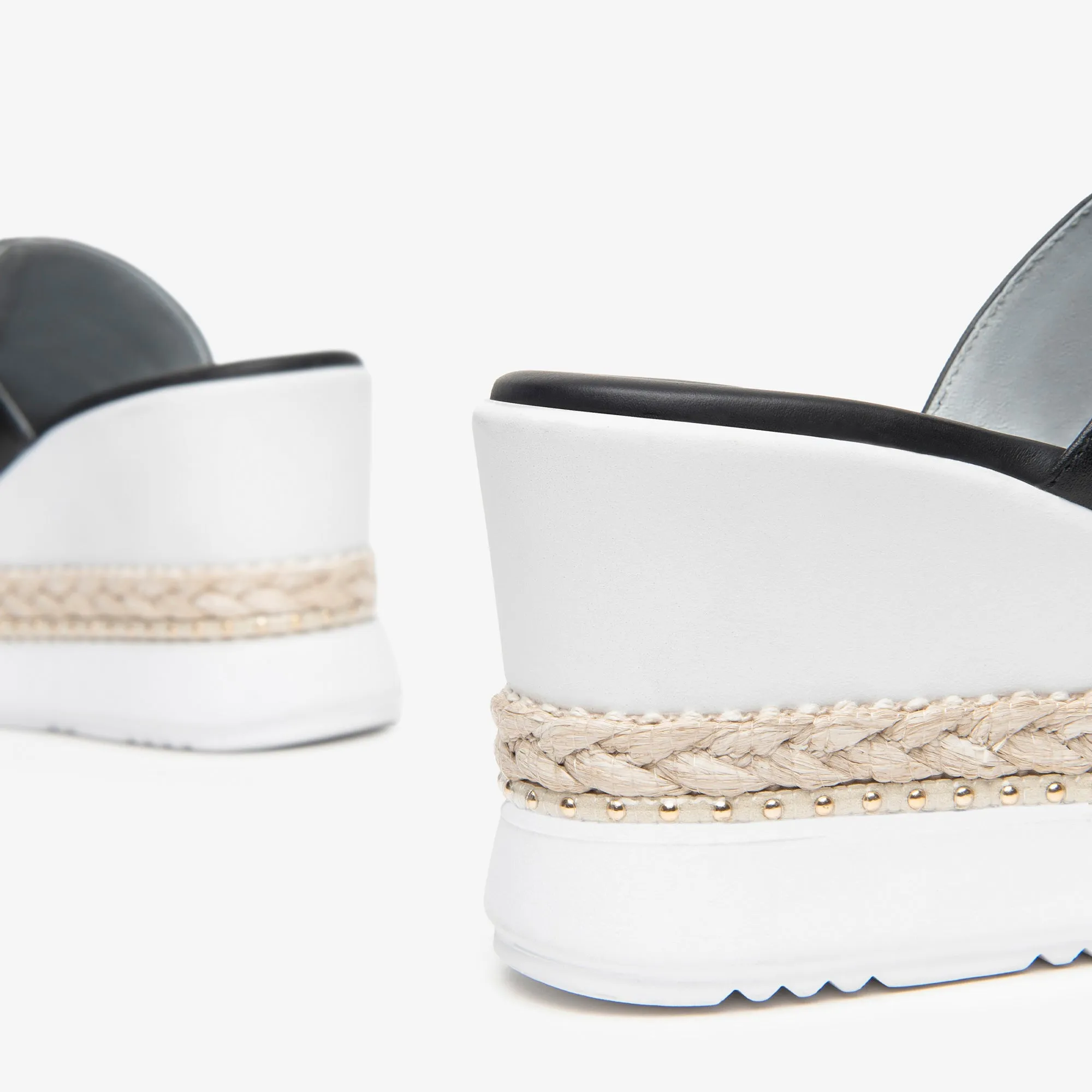 NeroGiardini E410565D10-Sandal
