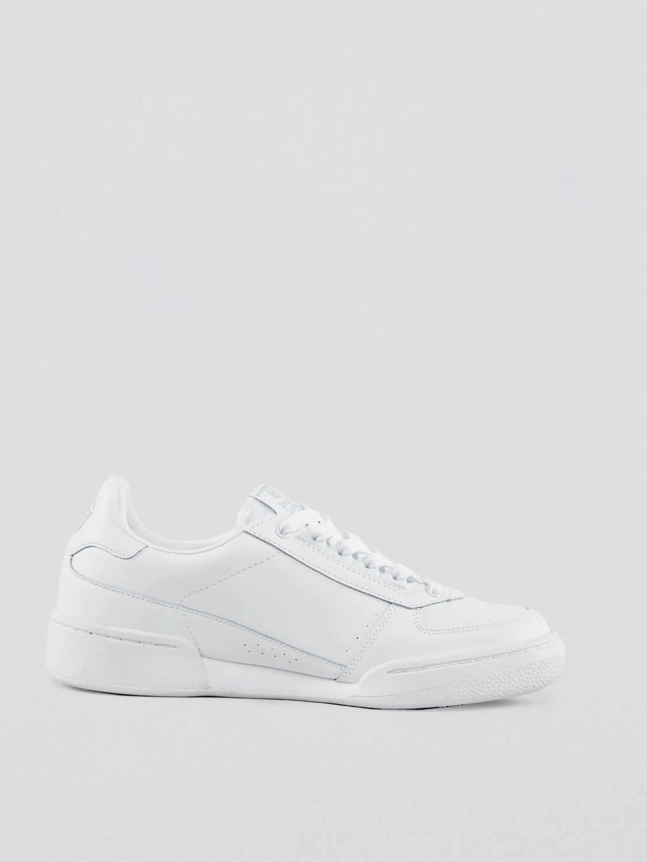 New Young Line Sneaker- White