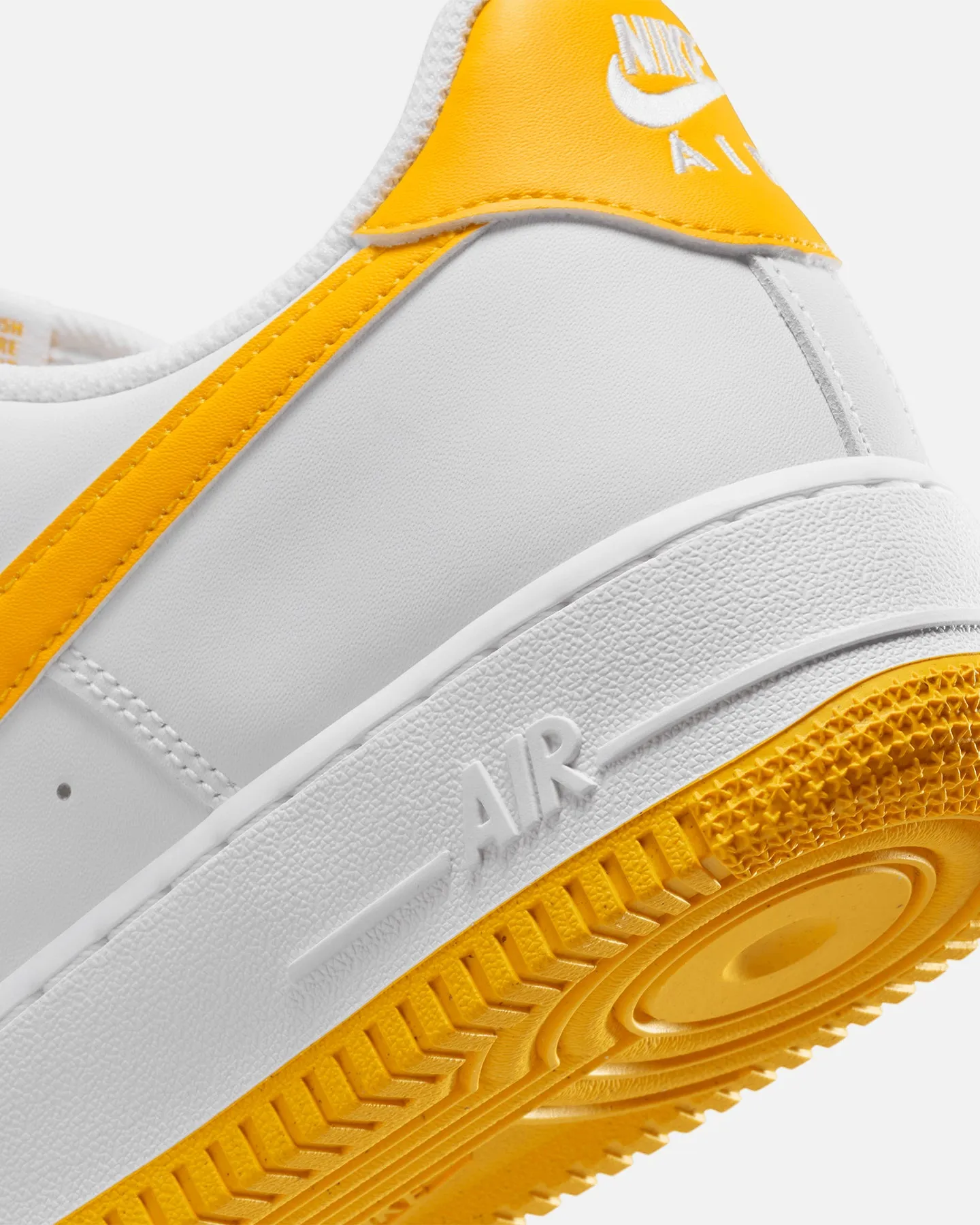 Nike Air Force 1 '07 White/University Gold