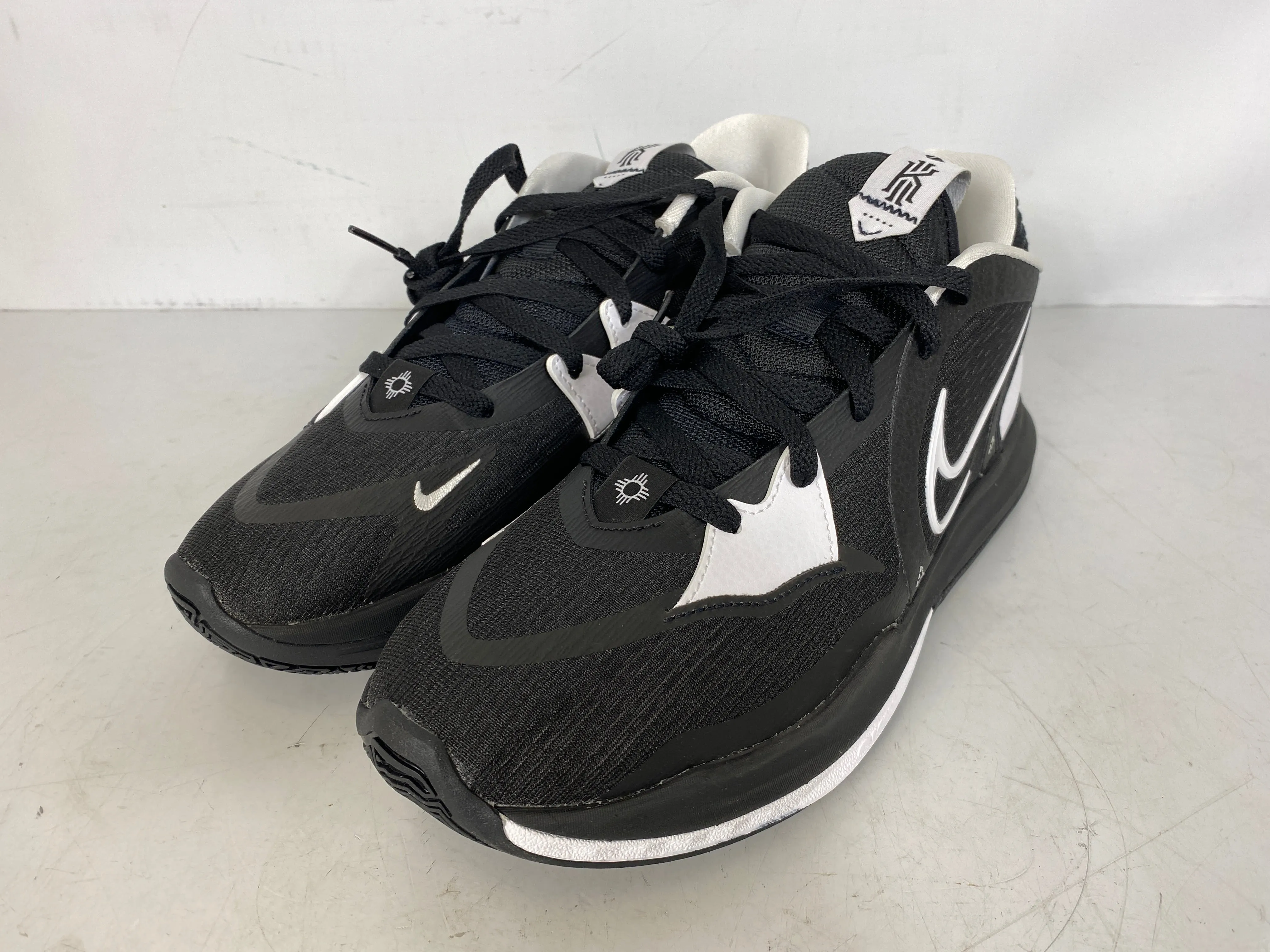 Nike Black/White Kyrie Low 5 TB Promo Men's Basketball Shoes Size 11.5