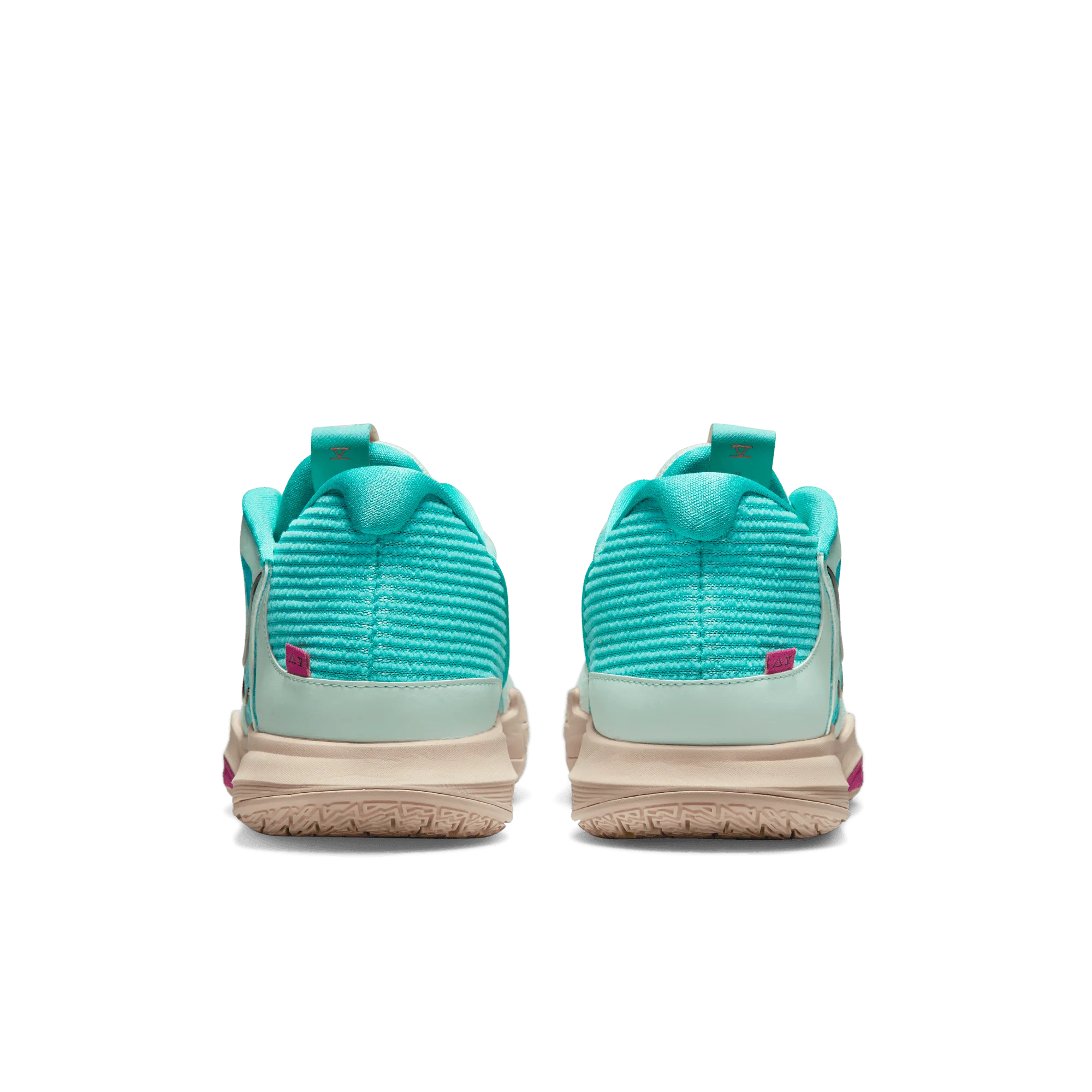 Nike Kyrie Low 5 Community