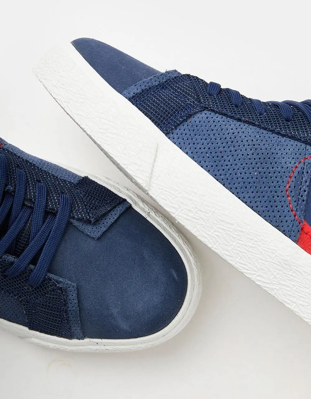 Nike SB Zoom Blazer Mid Premium Skate Shoes - Univ Red/Midnight Navy-Univ Gold-Summit White-Black