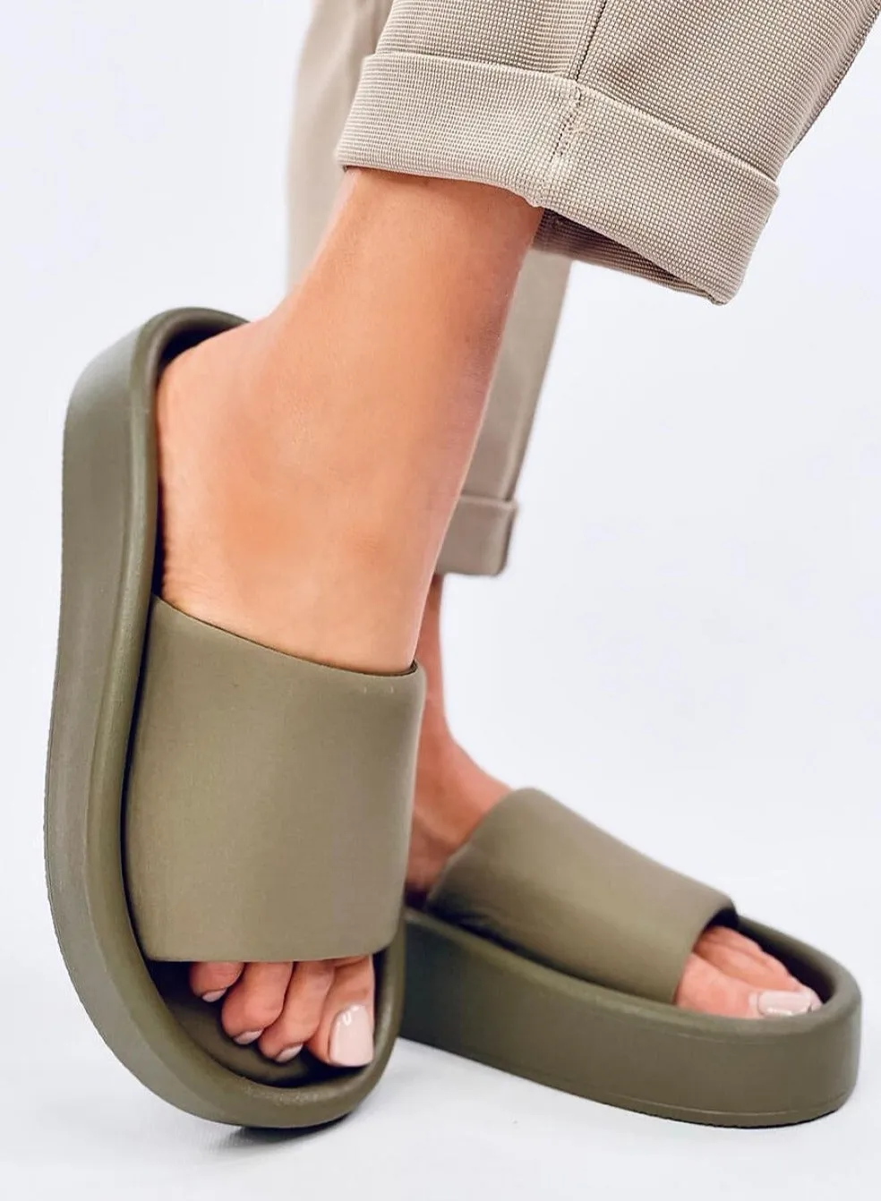 TEEK - Green Fabric Band Slides