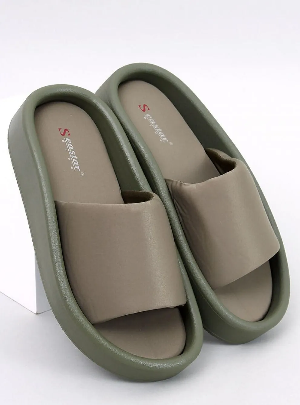 TEEK - Green Fabric Band Slides