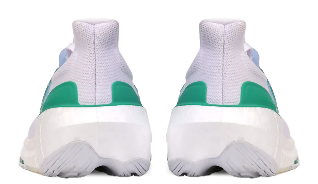 ULTRABOOST LIGHT SHOES COURT GREEN