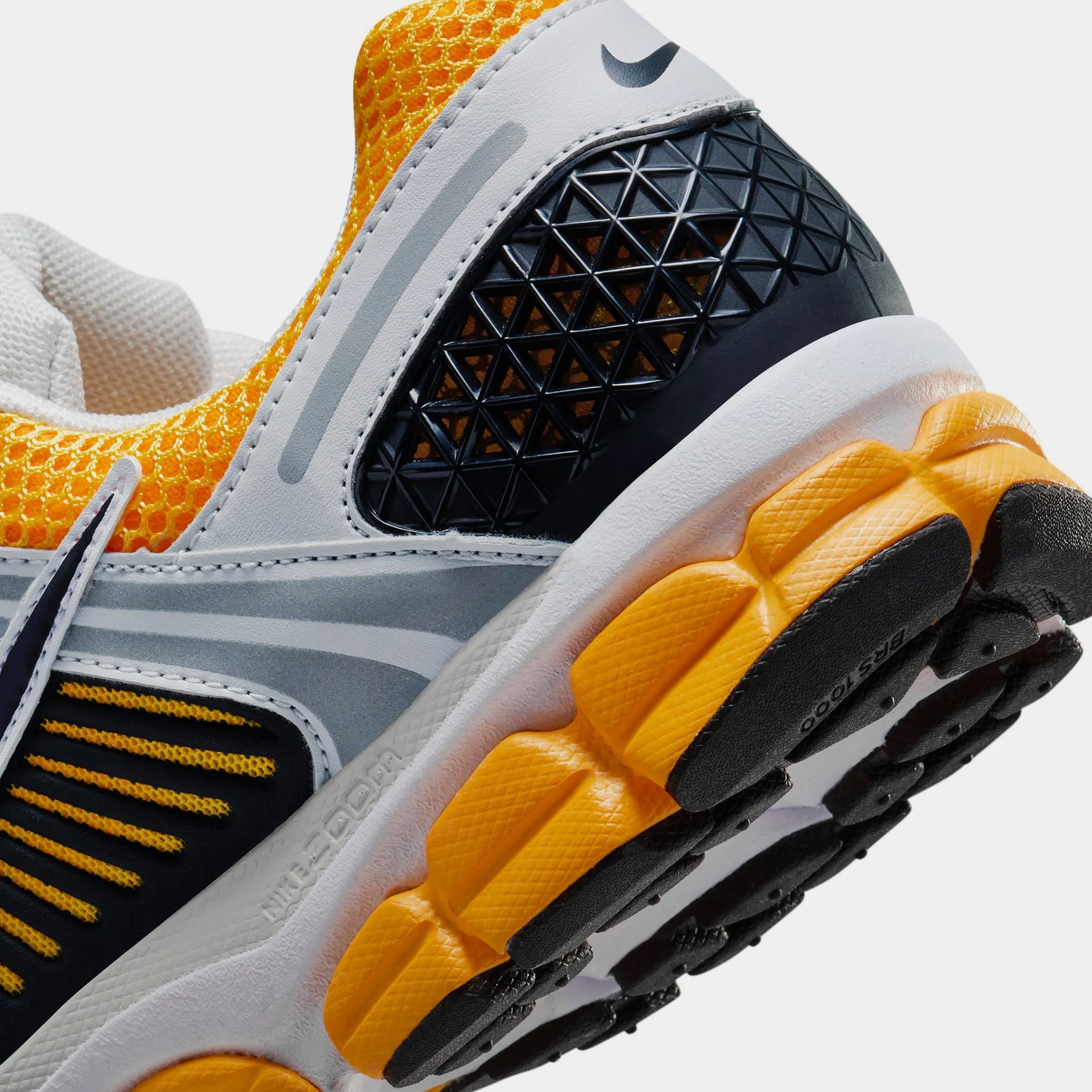 Zoom Vomero 5 Mens Running Shoes (Photon Dust/University Gold/Laser Orange/Black)